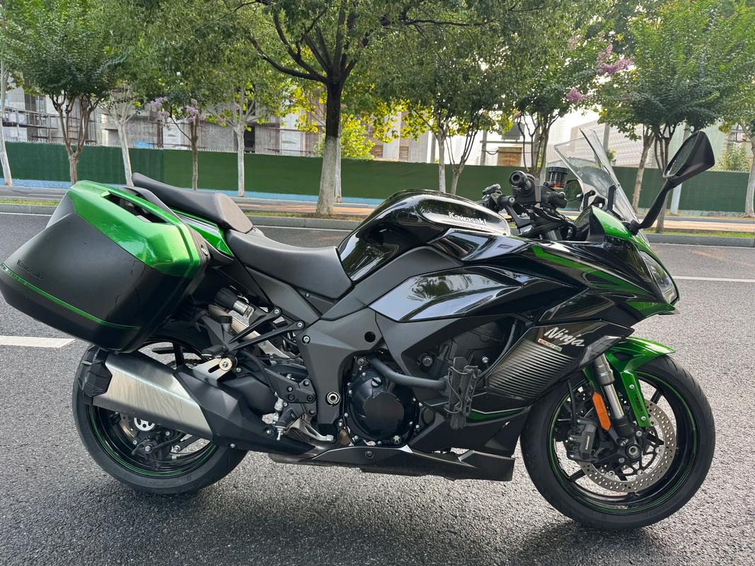  Ninja 1000SX