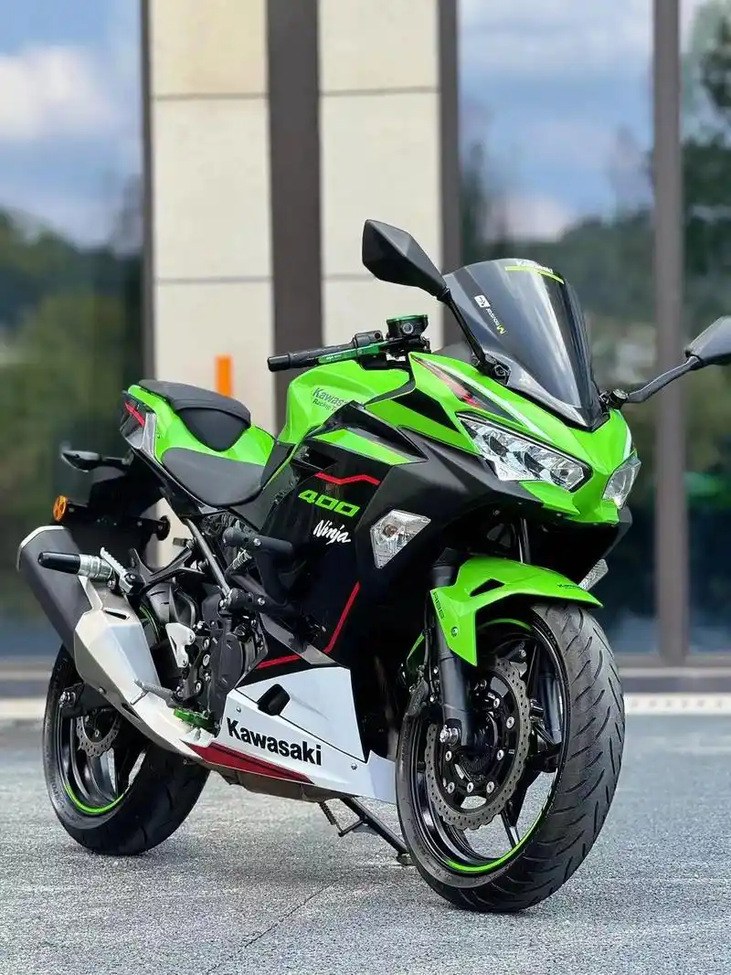  ‌Ninja 650